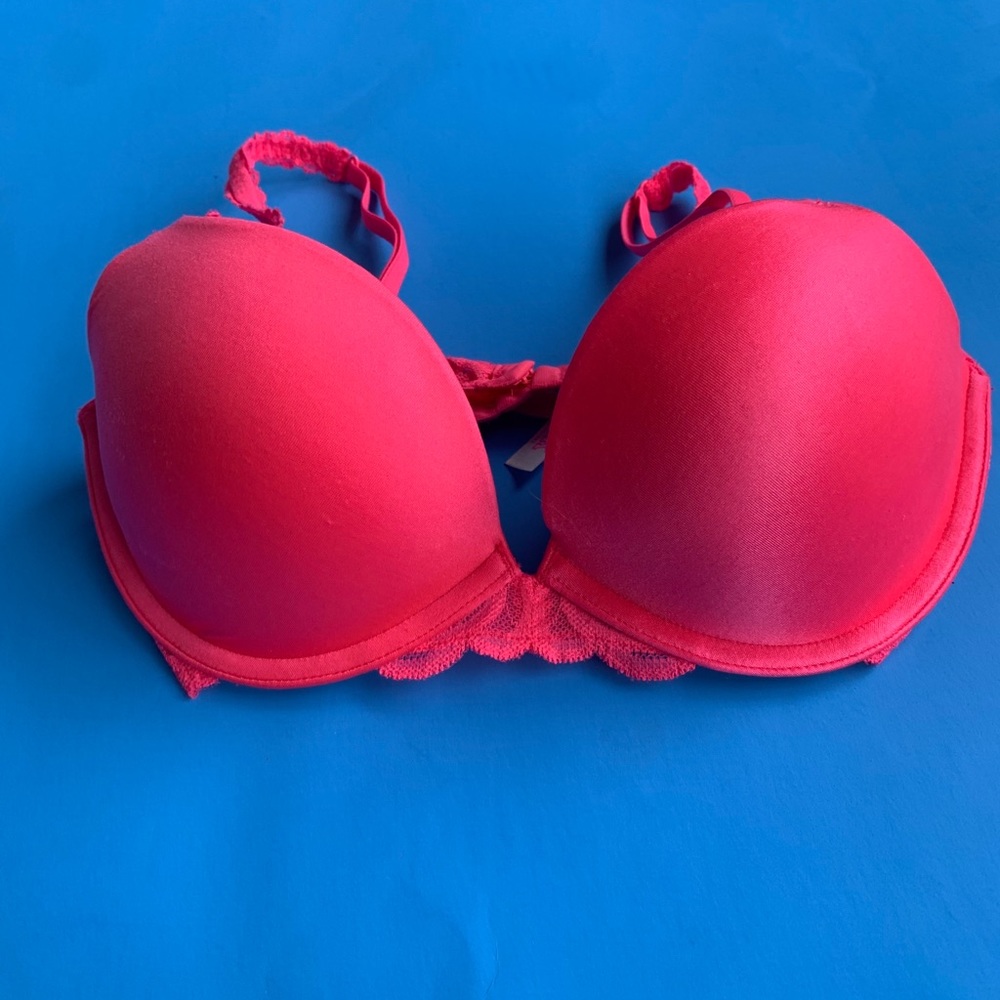 Victoria Secret Bra 32D Size Push up